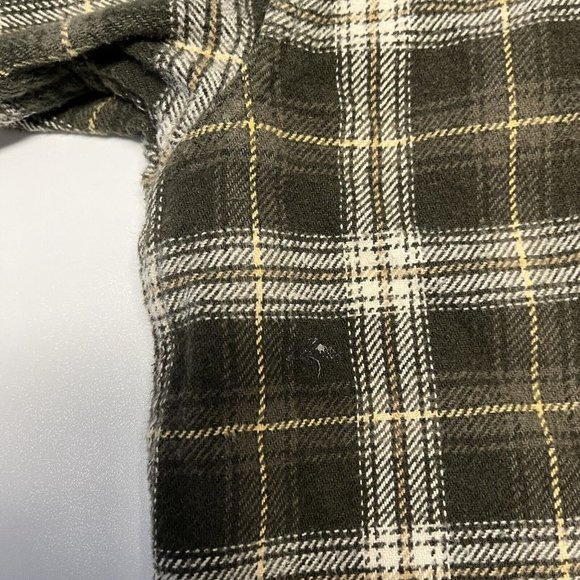 Field & Stream Flannel Button Shirt Long Sleeve Mens Medium Plaid I3 - Picture 8 of 12